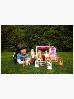 Barbie Ultimate Stald med Dukke & Hest