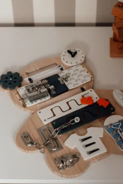 Hemmingsen Kids Mini Aktivitetstavle med Whiteboard